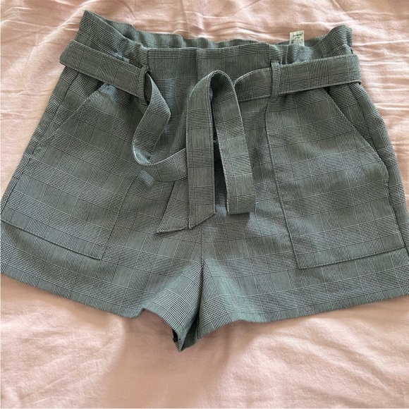 ✨Grey Zara short ✨ - Picture 5 of 5
